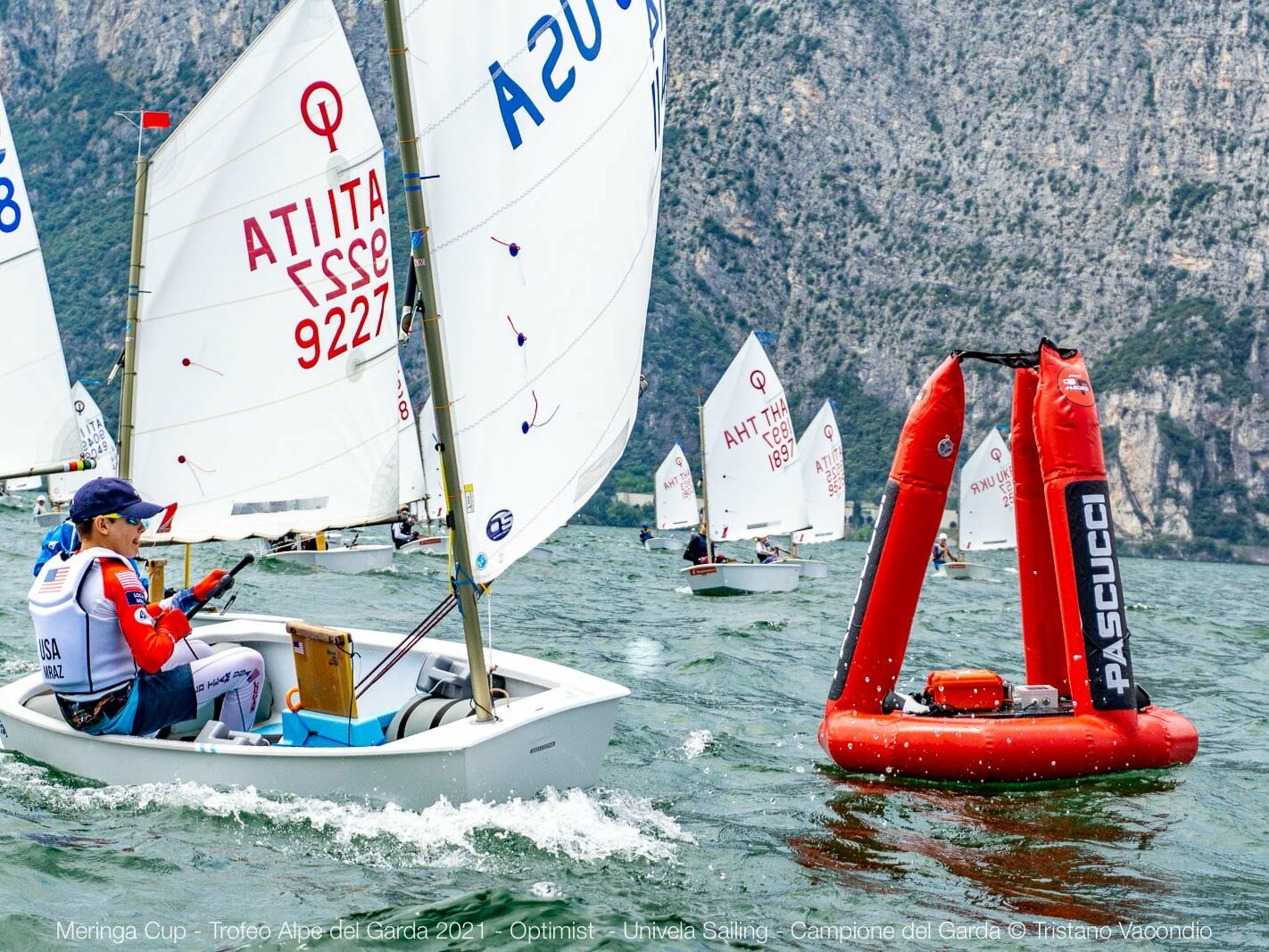 inflatable marks for sailboat racing